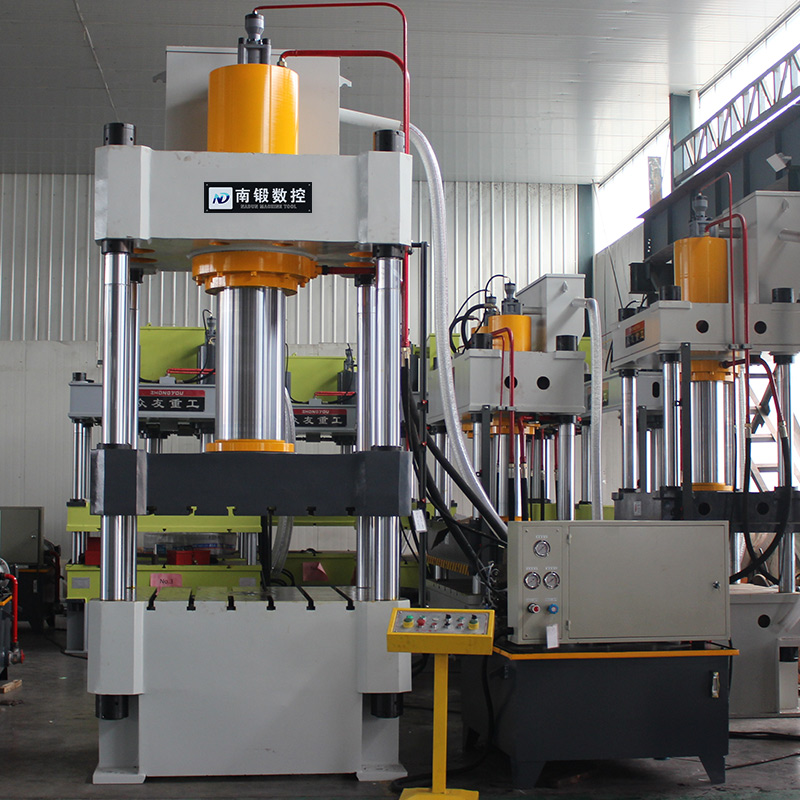315噸空調壓縮機拉伸成型液壓機滕州南鍛試機視頻