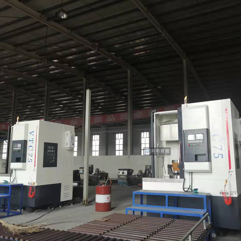 小型數控立車VTC750汽車配件切削立式車床