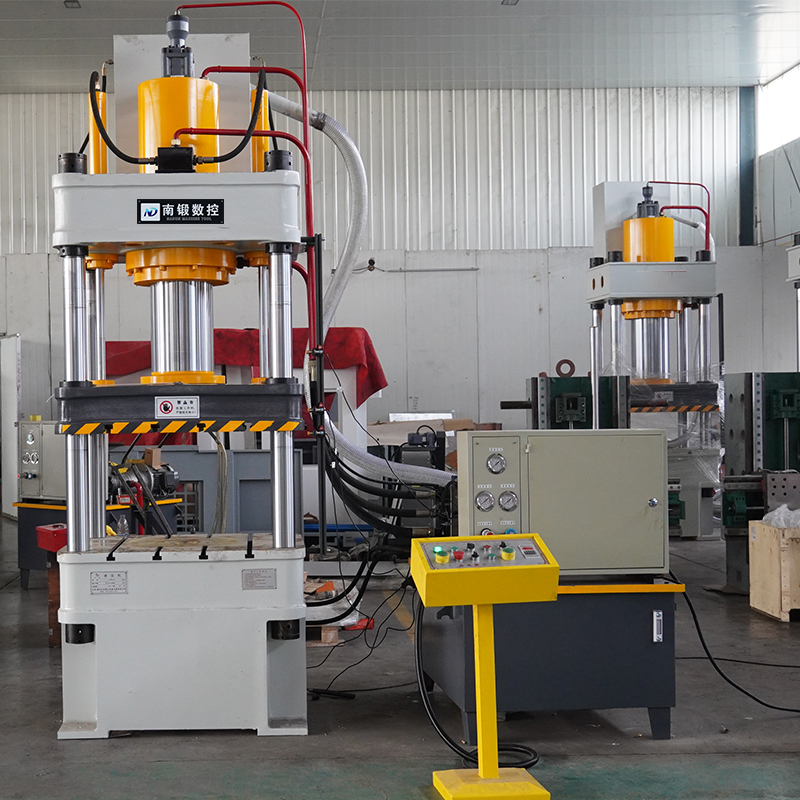 油壓機組成結構特點