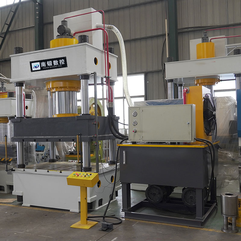 500T四柱油壓機金屬擠壓成型壓力機