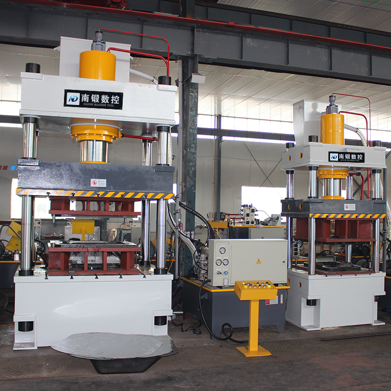 滕州灰斗車成型生產線設備315噸灰斗車拉伸四柱油壓機