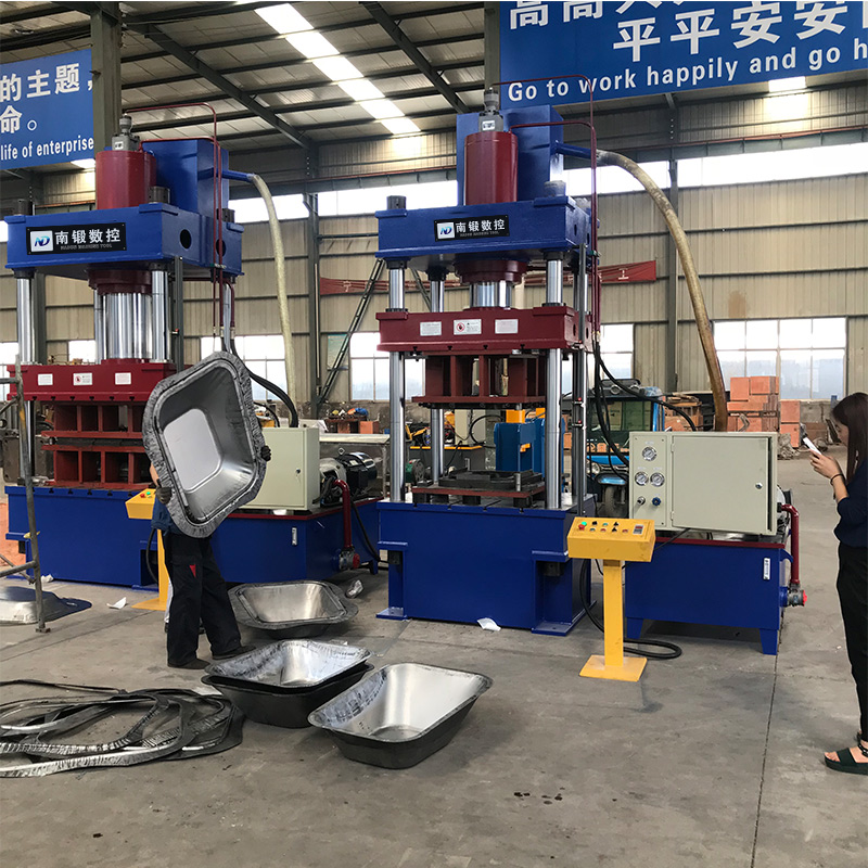 滕州315噸拉伸成型液壓機灰斗車拉伸油壓機不銹鋼金屬成型壓力機