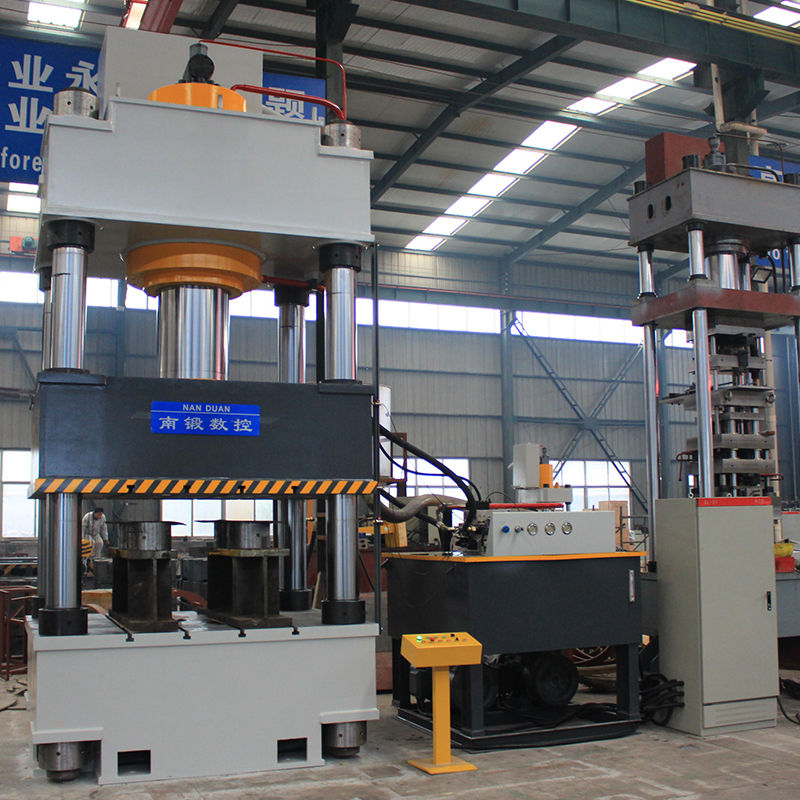 630噸油壓機伺服系統油壓機630t四柱壓力機