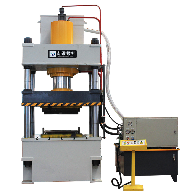 315噸大臺面三梁四柱油壓機(jī)試機(jī)視頻滕州南鍛