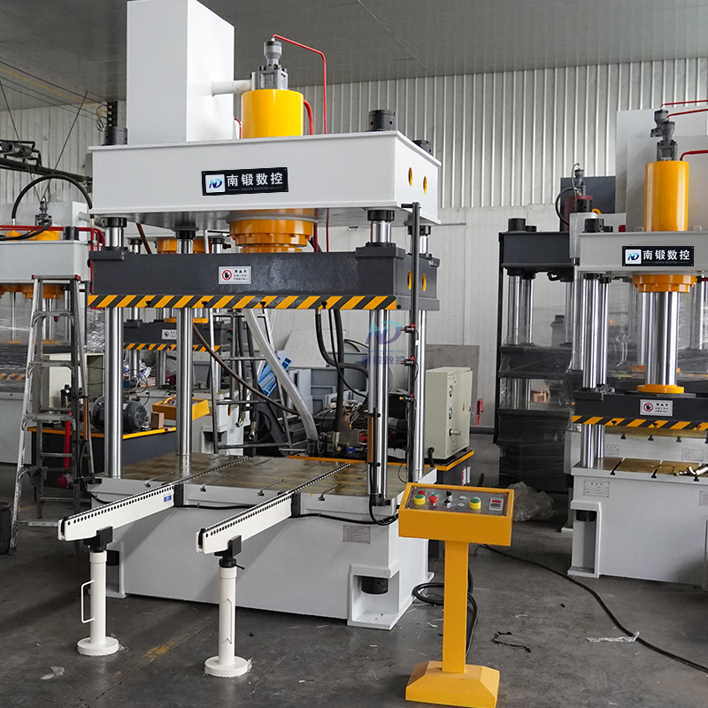 油壓機(jī)上安裝舉模器有什么作用？