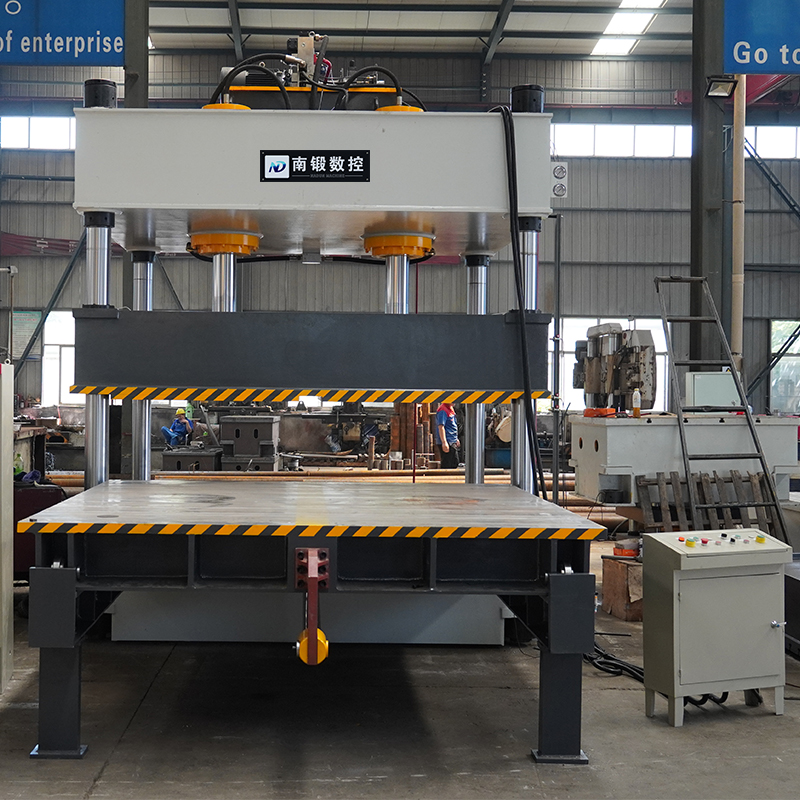 400噸雙缸四柱油壓機(jī) 移動(dòng)工作臺(tái)壓力機(jī) 