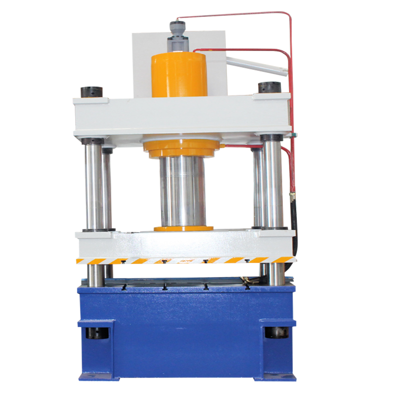 四柱油壓機圖片