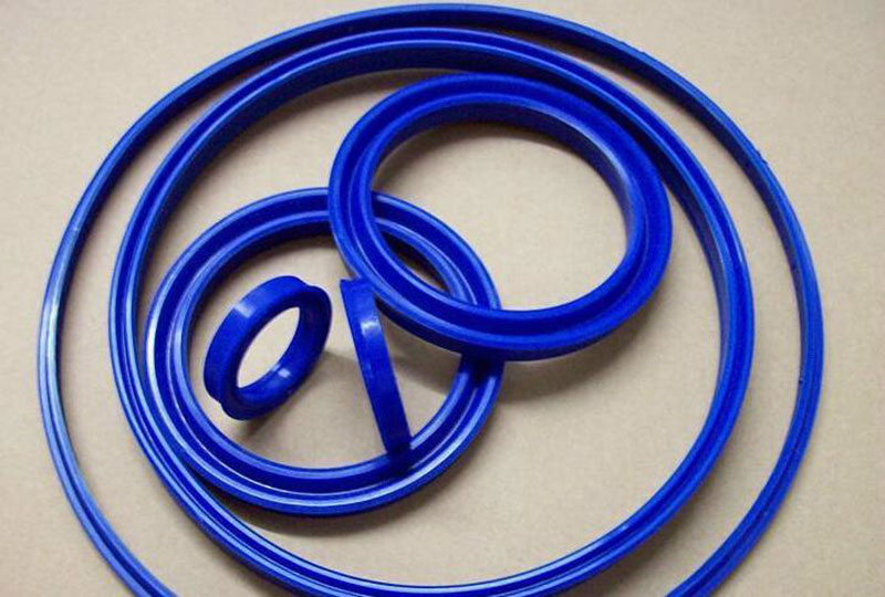 四柱油壓機(jī)怎么換油封？