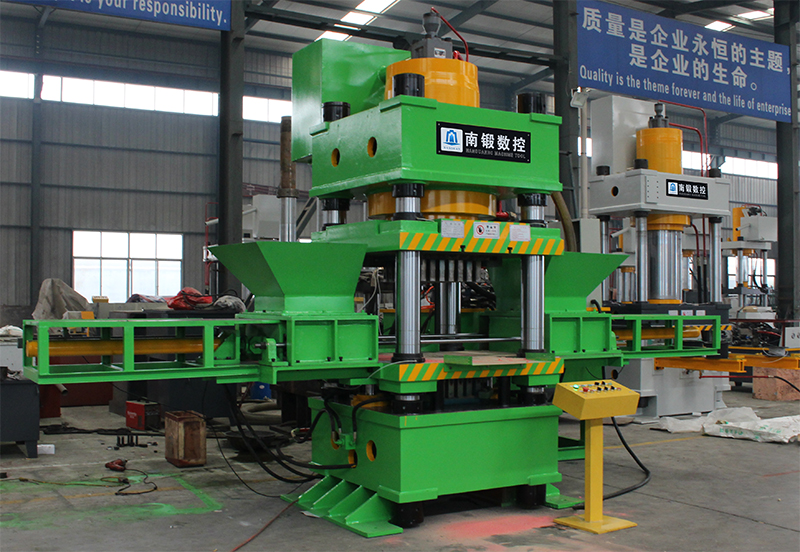 全自動魚餌壓塊成型四柱油壓機