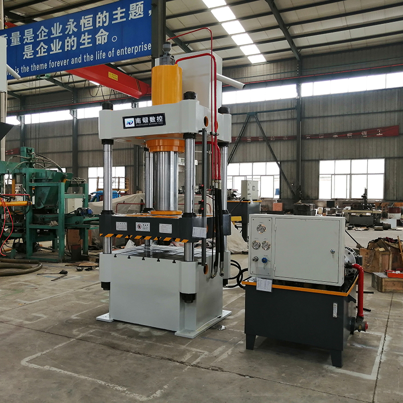 滕州廠家200噸液壓機 上門安裝三梁四柱油壓機 快速三梁四柱液壓機