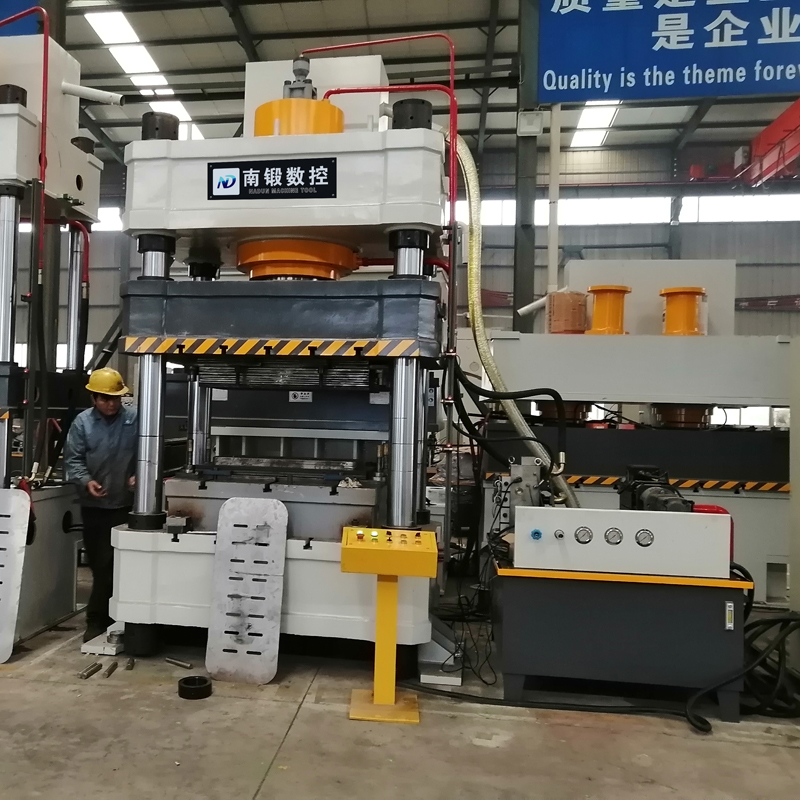 滕州400噸不銹鋼地溝蓋板成型機 排水溝蓋板拉伸成型油壓機