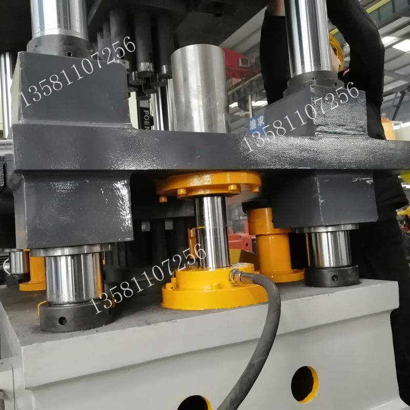 200噸全自動上料煙霧彈粉末成型四柱液壓機 200t四柱油壓機