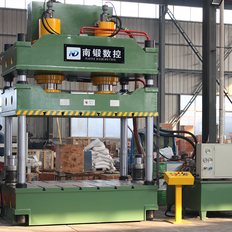 復(fù)合材料井蓋熱壓成型油壓機,工藝流程復(fù)雜嗎？