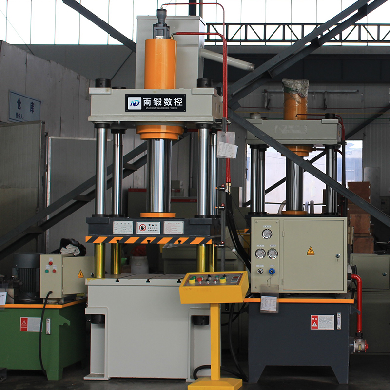 200t四柱油壓機(jī)帶安全鎖