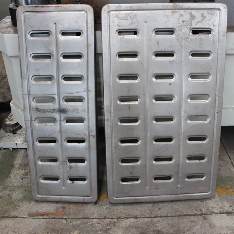 400T不銹鋼地漏蓋板成型油壓機，400噸金屬成型油壓機