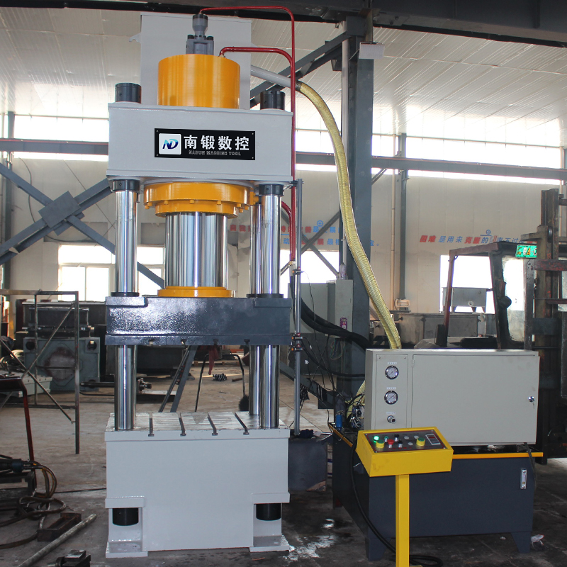 油壓機更換液壓油的頻率