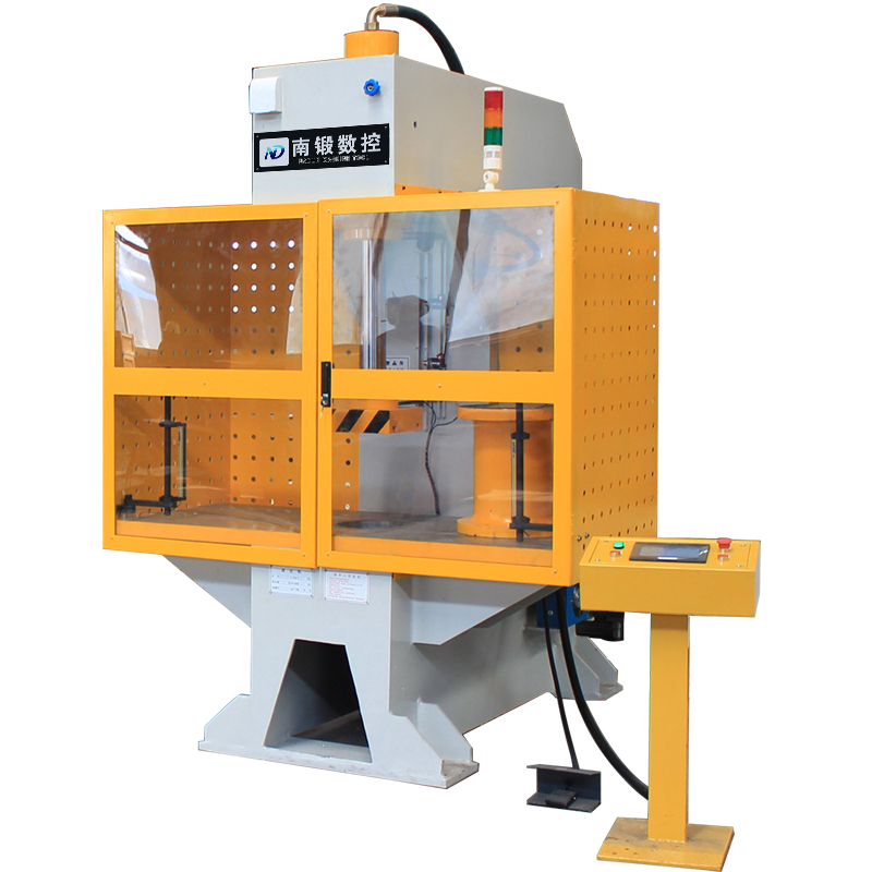 單柱油壓機的安全出產問題