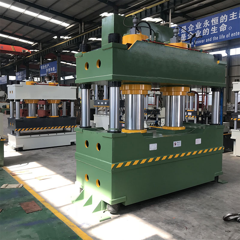 滕州500噸氧化鎂門芯成型液壓機500T雙缸大臺面四柱油壓機