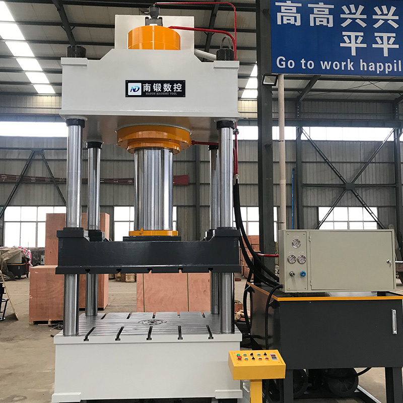 500噸液壓機三梁四柱油壓機成型拉伸常規壓力機