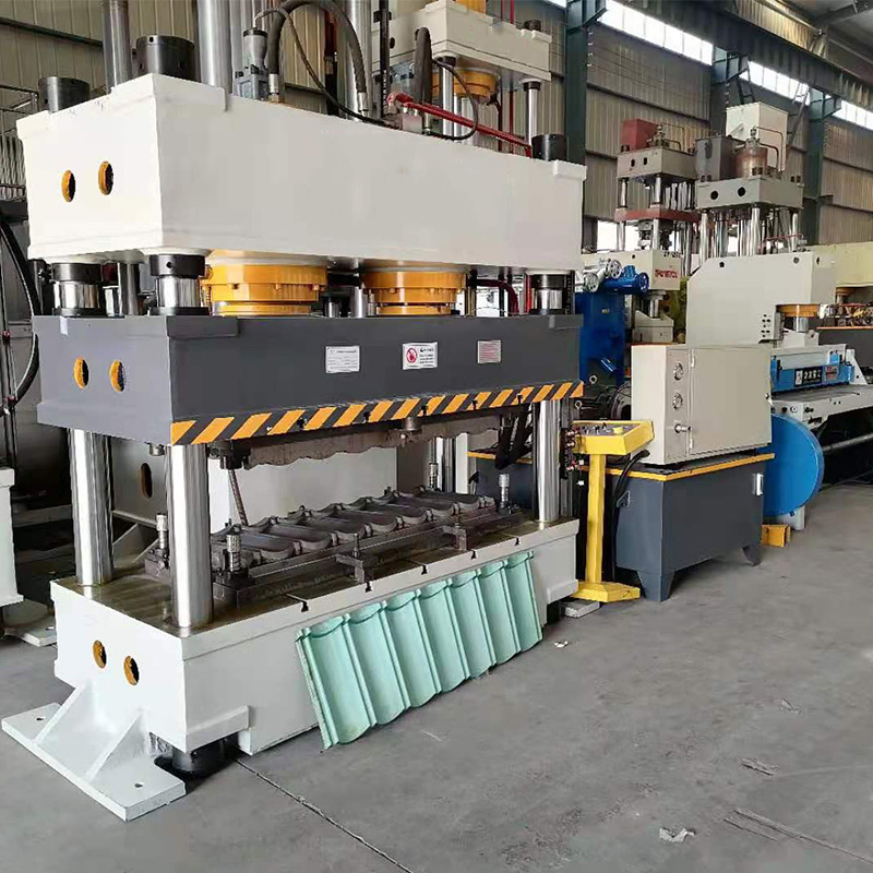 三梁四柱油壓機315t大臺面雙缸油壓機 彩石金屬瓦成型壓力機