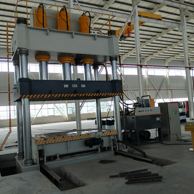 800噸四柱液壓機雙缸大臺面三梁四柱油壓機液壓機廠家滕州