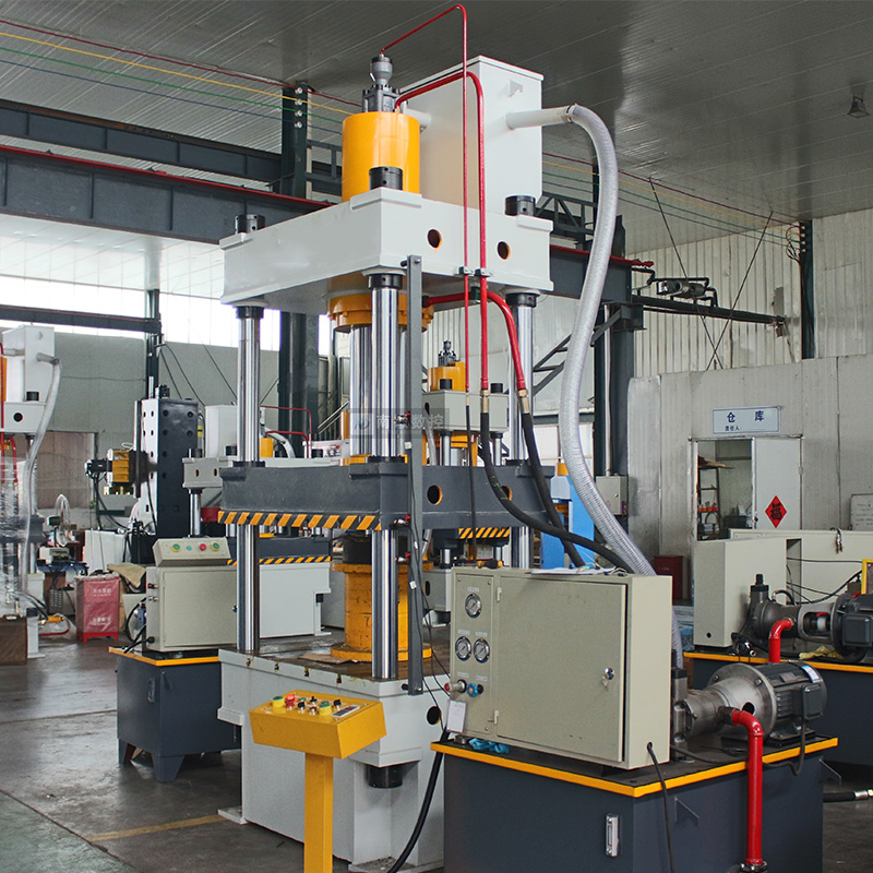 滕州液壓機(jī)廠家YQ32-200T三梁四柱油壓機(jī)