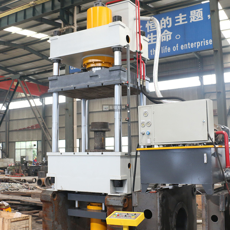 315噸拉伸機四柱油壓機滕州不銹鋼金屬薄板成型壓力機