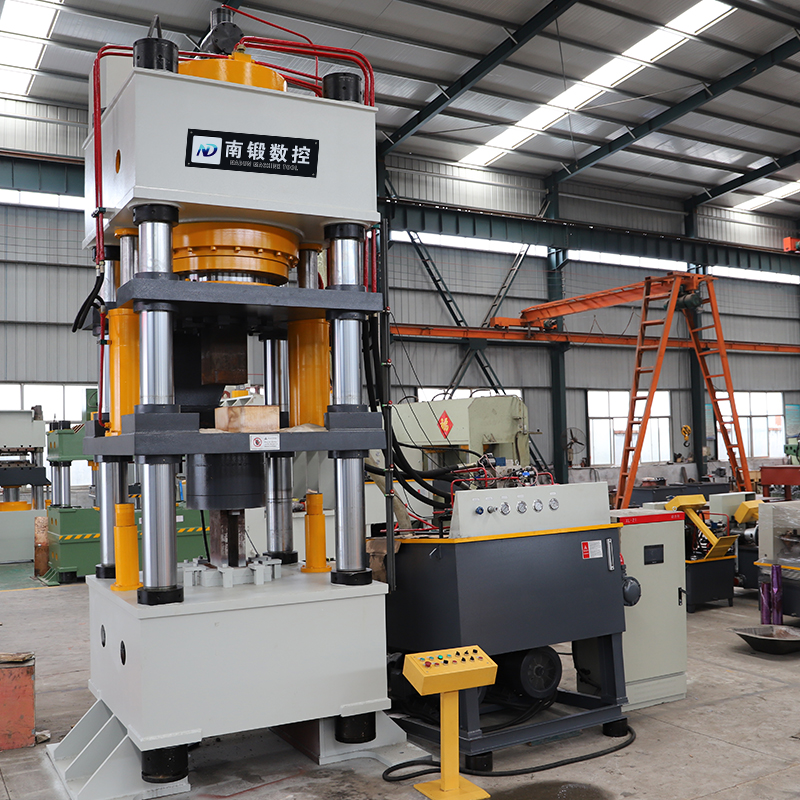 1000噸油壓機四梁四柱油壓機